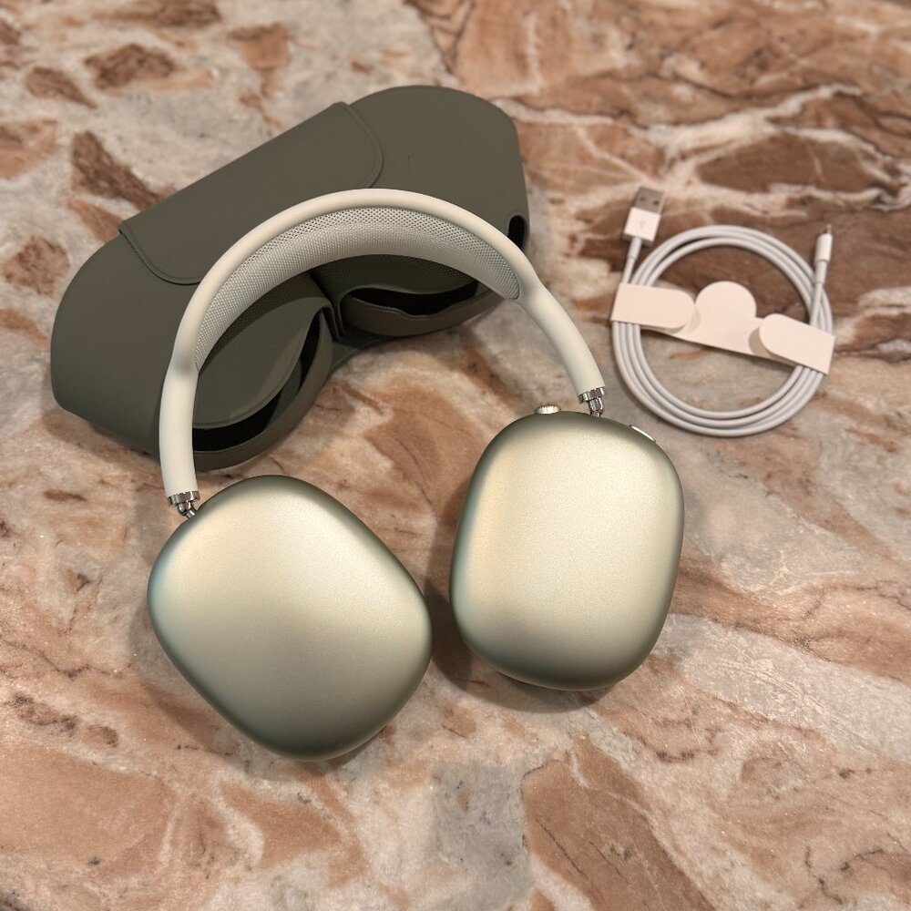 Apple AirPods Max - Green, Lightening